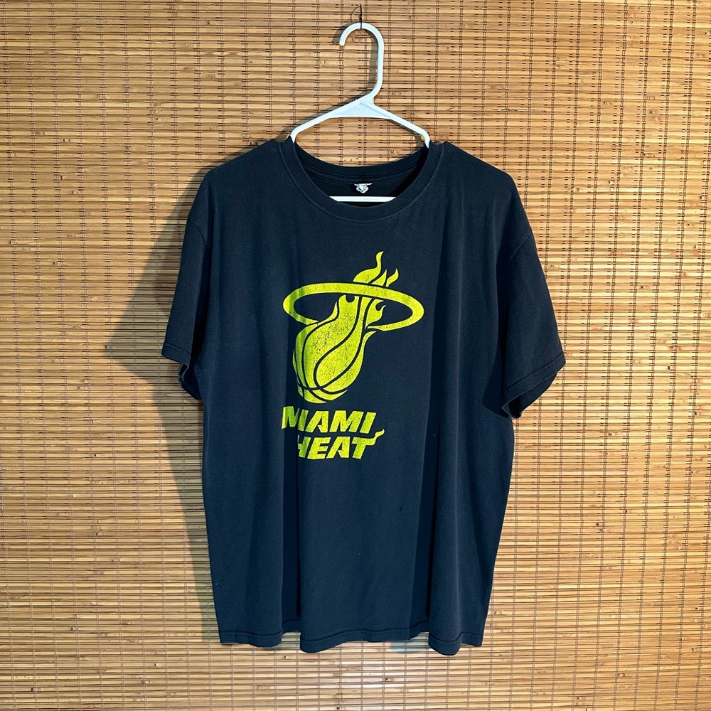 Vintage ‘Miami Heat’ Short Sleeve T-Shirt Large